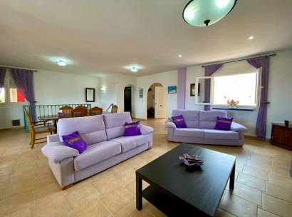 Villa · Herverkoop - Algorfa · Lomas De La Juliana · Alicante · Spanje