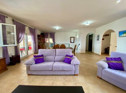 Villa · Herverkoop - Algorfa · Lomas De La Juliana · Alicante · Spanje