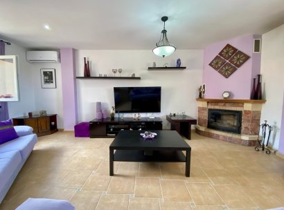 Villa · Herverkoop - Algorfa · Lomas De La Juliana · Alicante · Spanje