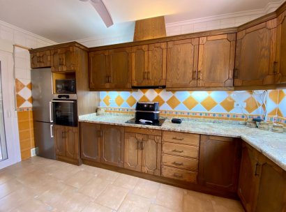Villa · Herverkoop - Algorfa · Lomas De La Juliana · Alicante · Spanje