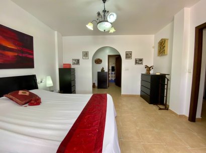 Villa · Herverkoop - Algorfa · Lomas De La Juliana · Alicante · Spanje