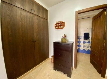 Villa · Herverkoop - Algorfa · Lomas De La Juliana · Alicante · Spanje