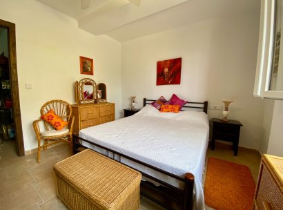 Villa · Herverkoop - Algorfa · Lomas De La Juliana · Alicante · Spanje
