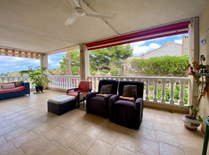Villa · Herverkoop - Algorfa · Lomas De La Juliana · Alicante · Spanje