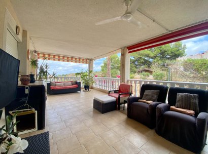 Villa · Herverkoop - Algorfa · Lomas De La Juliana · Alicante · Spanje