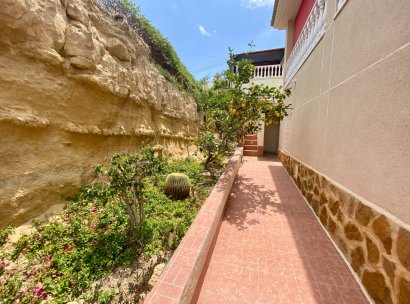 Villa · Herverkoop - Algorfa · Lomas De La Juliana · Alicante · Spanje