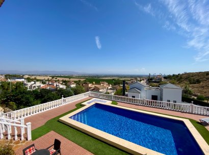 Villa · Herverkoop - Algorfa · Lomas De La Juliana · Alicante · Spanje