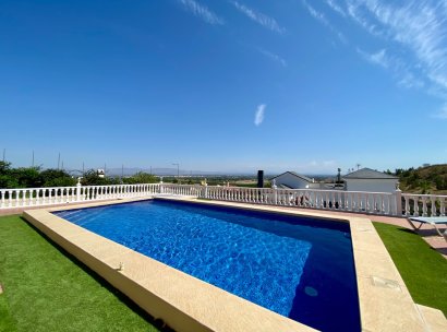 Villa · Herverkoop - Algorfa · Lomas De La Juliana · Alicante · Spanje