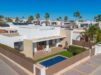 Villa · Resale - Orihuela Costa · Vistabella Golf · Alicante · Spain
