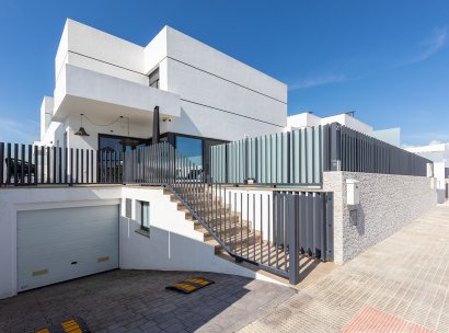 Hus · Återförsäljning - Dolores · Alicante · Spanien