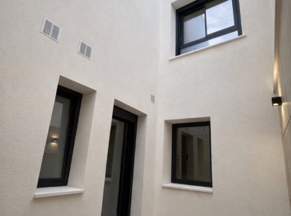 2. Town house / tussenwoning · Herverkoop - Benijofar · Pueblo · Alicante · Spanje