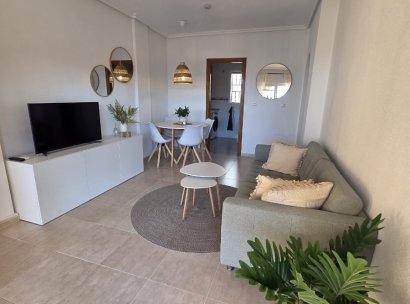 Appartement - Penthouse · Herverkoop - Torrevieja · Los Balcones · Alicante · Spanje