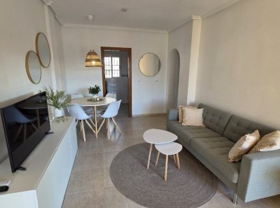 Appartement - Penthouse · Herverkoop - Torrevieja · Los Balcones · Alicante · Spanje
