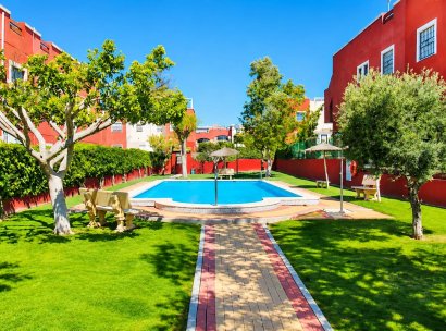 Appartement - Penthouse · Herverkoop - Torrevieja · Los Balcones · Alicante · Spanje