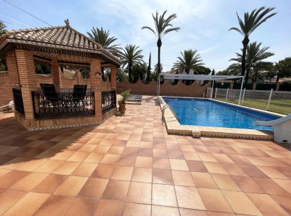 Villa · Resale - Cabo Roig · Alicante · Spain