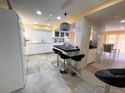 Villa · Resale - Cabo Roig · Alicante · Spain