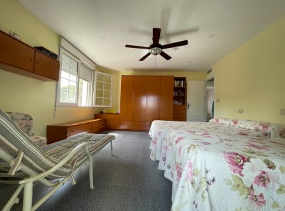 Villa · Resale - Cabo Roig · Alicante · Spain