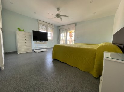 Villa · Resale - Cabo Roig · Alicante · Spain