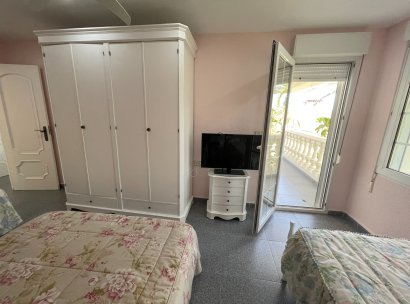Villa · Resale - Cabo Roig · Alicante · Spain