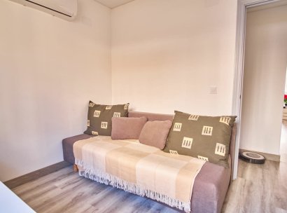 Villa · Wiederverkauf - La Herrada · Alicante · Spanien