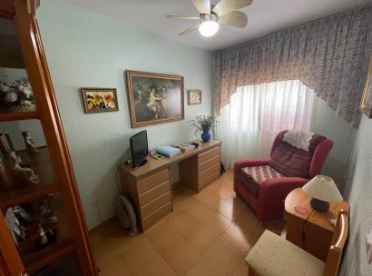 Radhus · Återförsäljning - Guardamar del Segura · Alicante · Spanien