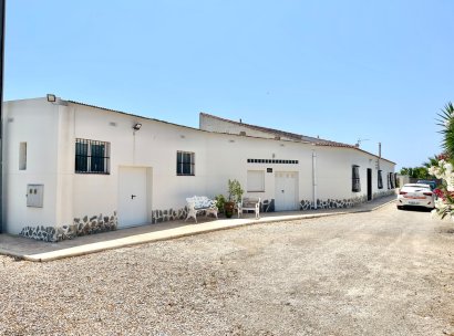Villa · Herverkoop - Daya Nueva · Alicante · Spanje