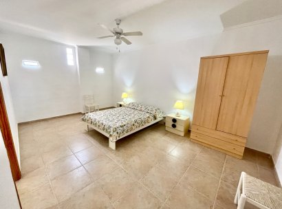 Villa · Herverkoop - Daya Nueva · Alicante · Spanje