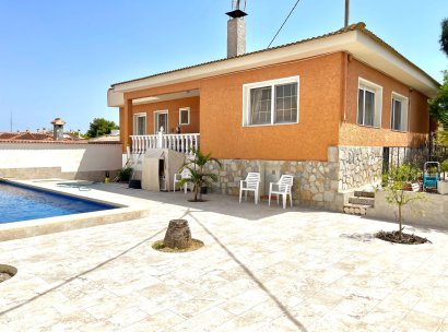 Villa · Resale - Benijofar · Pueblo · Alicante · Spain