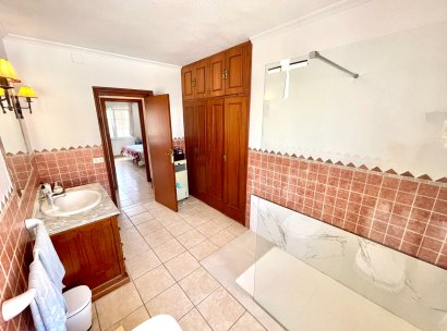 Villa · Resale - Benijofar · Pueblo · Alicante · Spain