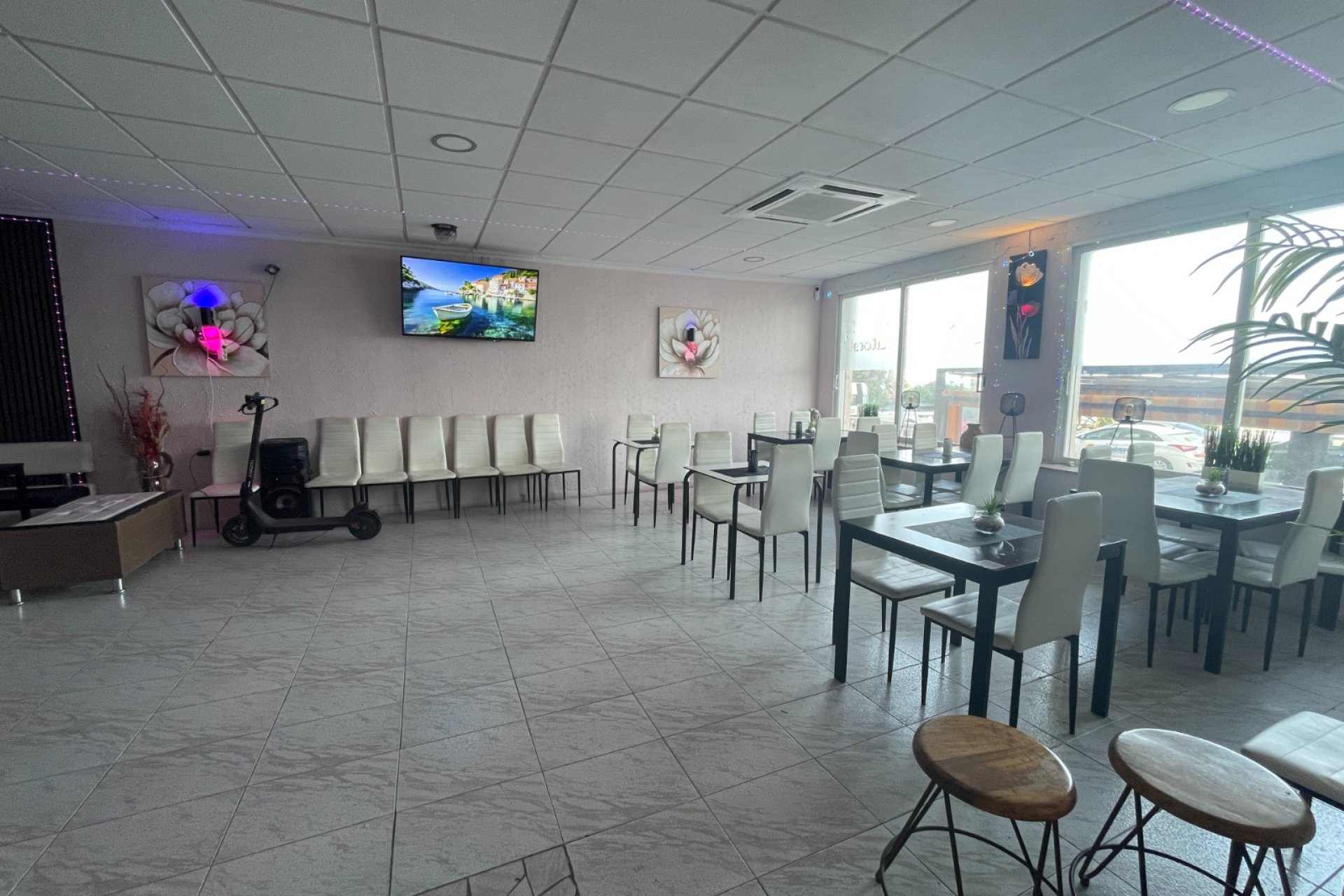Herverkoop - Commercieel - Torrevieia