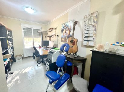 Finca / Country Property · Wiederverkauf - Crevillente · Alicante · Spanien