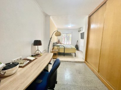 Finca / Country Property · Wiederverkauf - Crevillente · Alicante · Spanien
