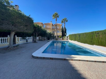 Villa · Herverkoop - Guardamar del Segura · Alicante · Spanje