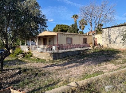 Finca / Country Property · Wiederverkauf - Aspe · Alicante · Spanien