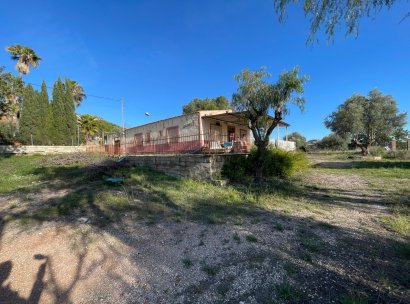 Finca / Country Property · Wiederverkauf - Aspe · Alicante · Spanien