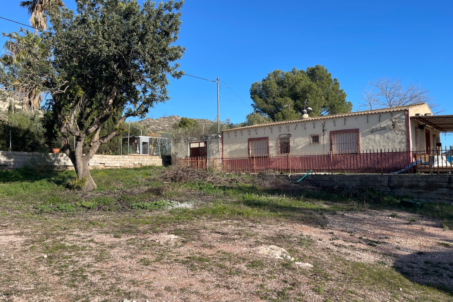 Resale - Finca / Country Property - Aspe