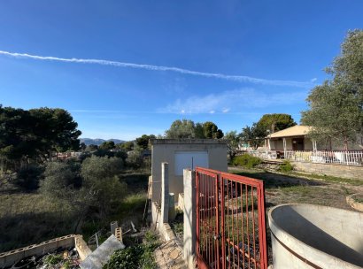 Finca / Country Property · Wiederverkauf - Aspe · Alicante · Spanien