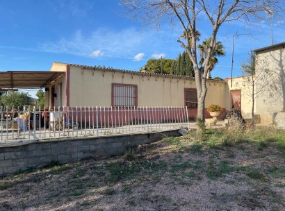 Finca / Country Property · Wiederverkauf - Aspe · Alicante · Spanien