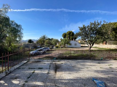 Finca / Country Property · Wiederverkauf - Aspe · Alicante · Spanien