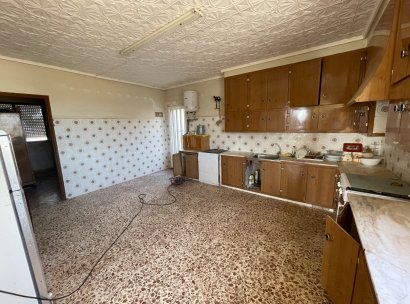 Finca / Country Property · Wiederverkauf - Aspe · Alicante · Spanien
