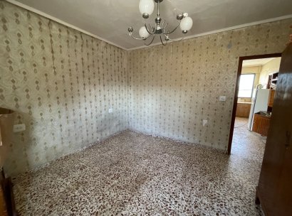 Finca / Country Property · Wiederverkauf - Aspe · Alicante · Spanien