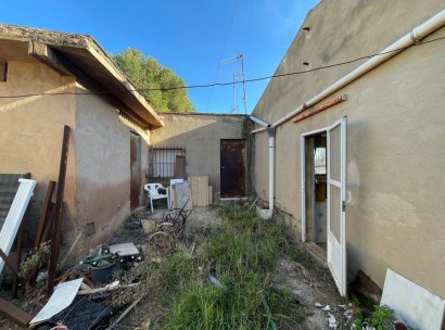 Finca / Country Property · Wiederverkauf - Aspe · Alicante · Spanien