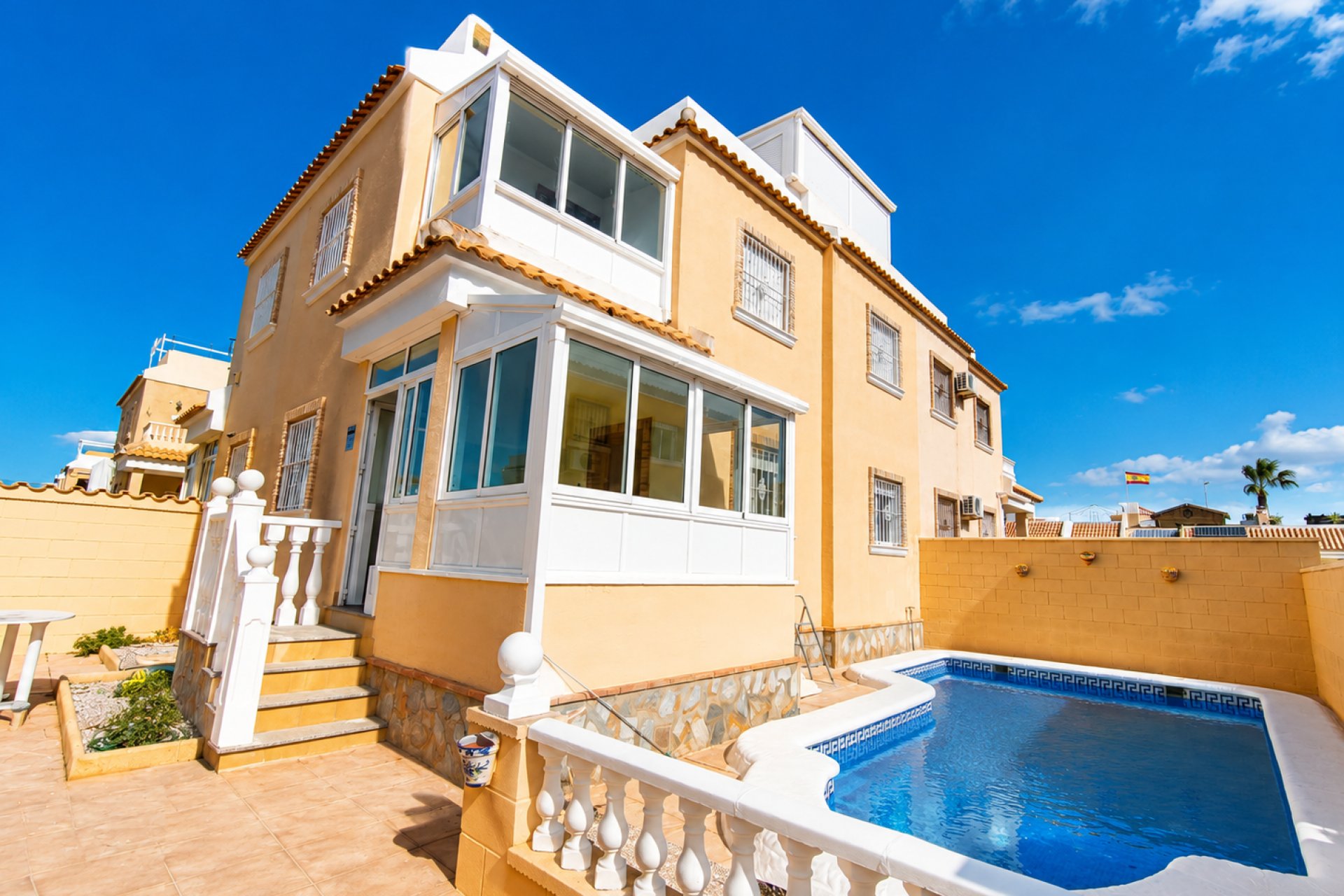 Resale - Townhouse - Ciudad Quesada