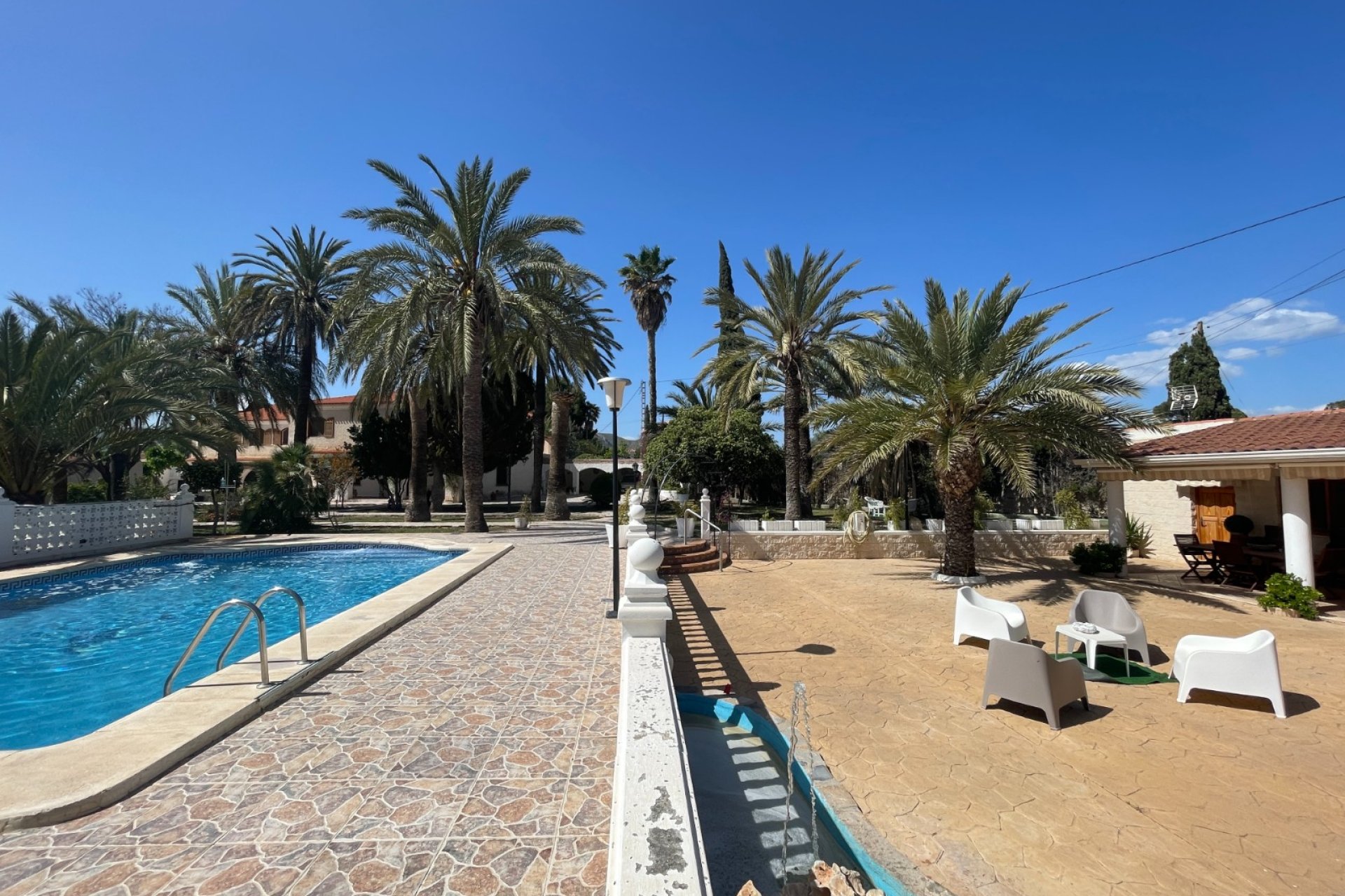 Herverkoop - Finca / Country Property - Elda