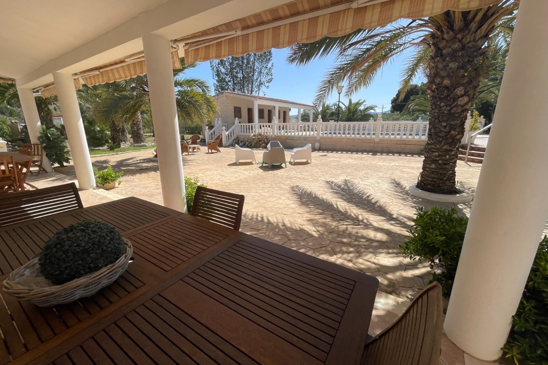 Herverkoop - Finca / Country Property - Elda