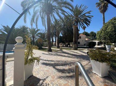 Finca / Country Property · Wiederverkauf - Elda · Alicante · Spanien