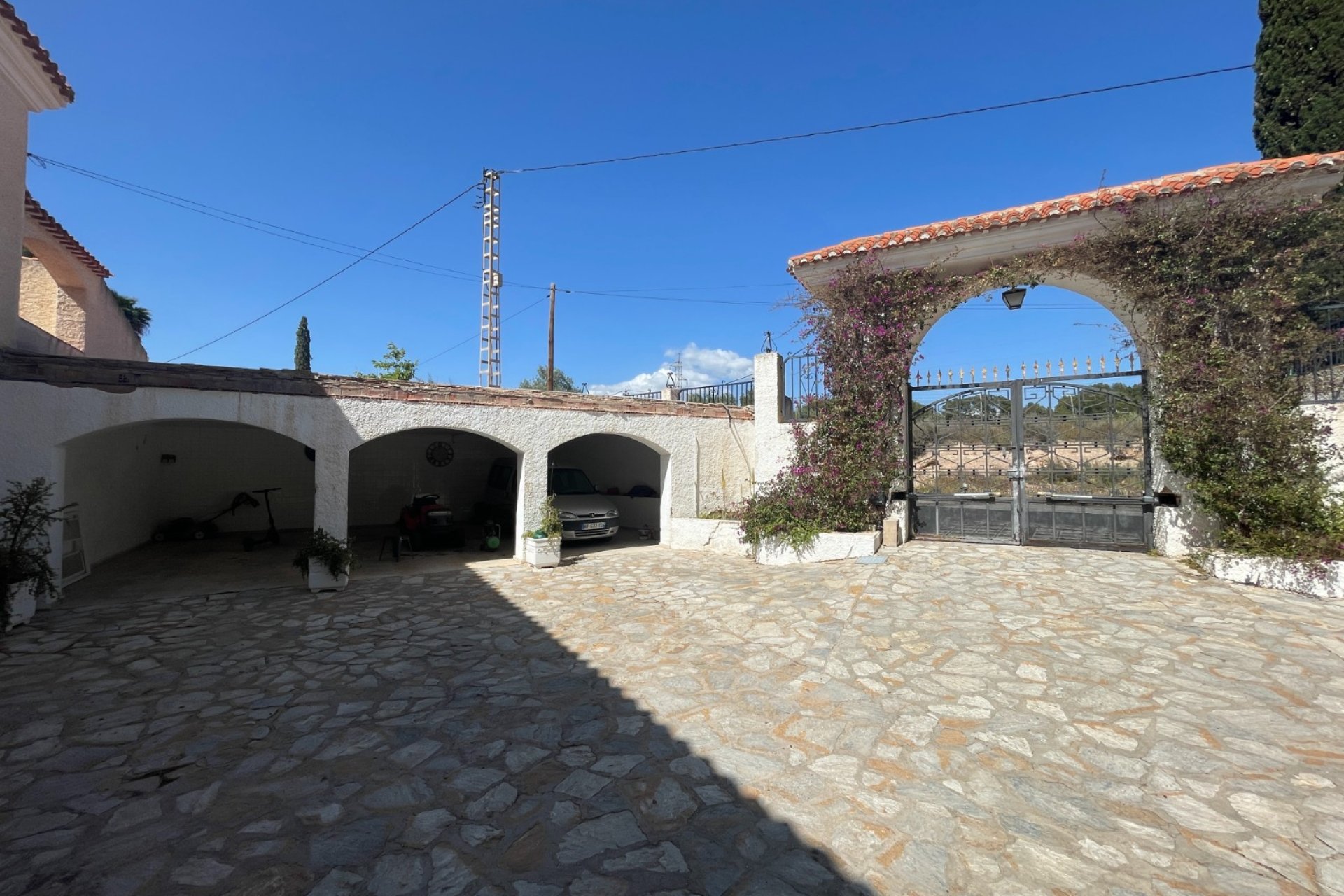 Herverkoop - Finca / Country Property - Elda