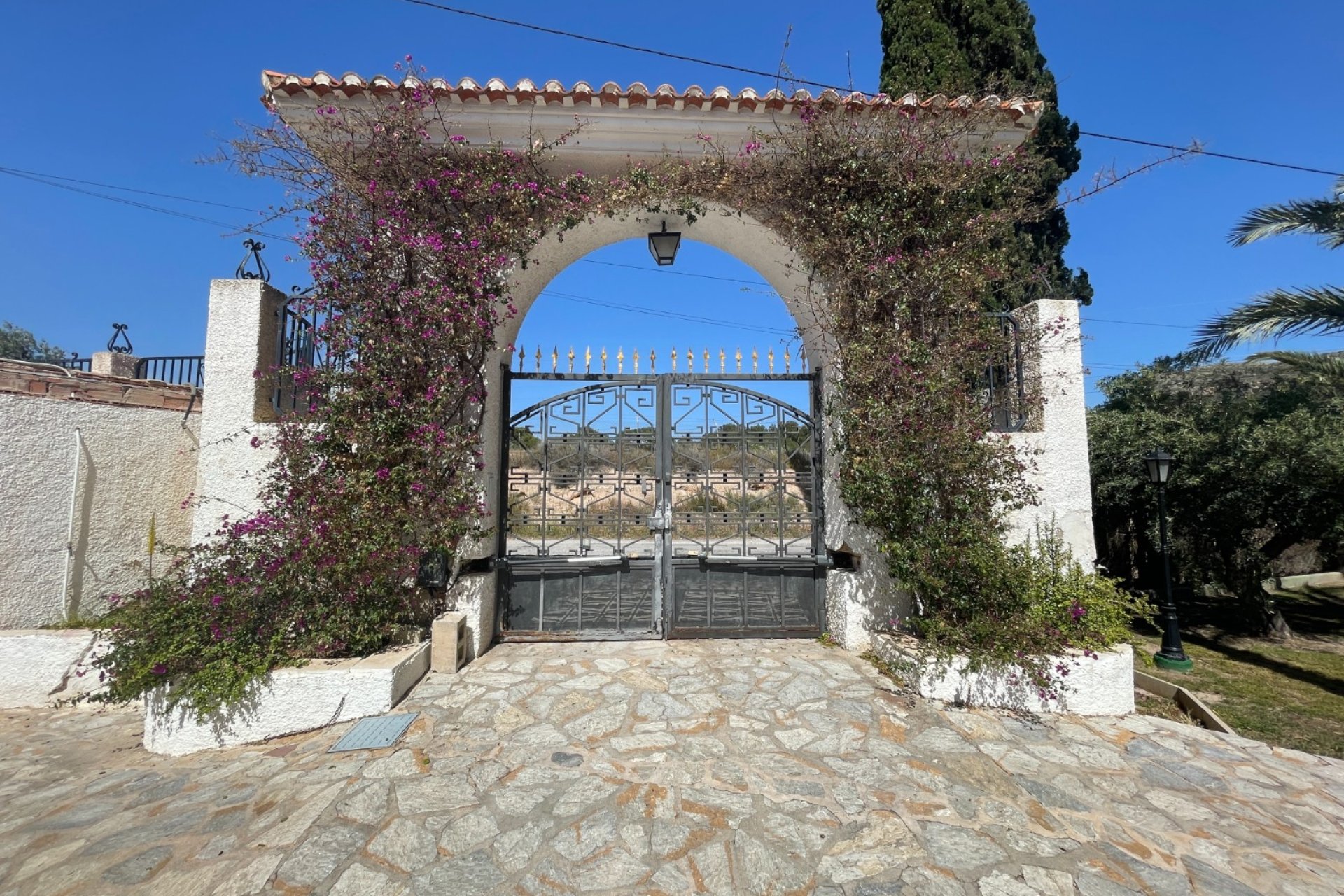 Herverkoop - Finca / Country Property - Elda