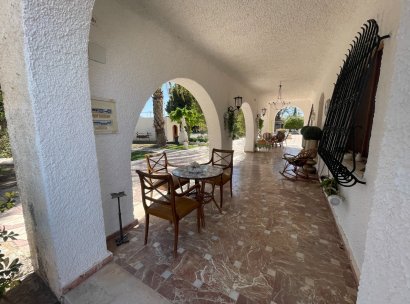Finca / Country Property · Wiederverkauf - Elda · Alicante · Spanien
