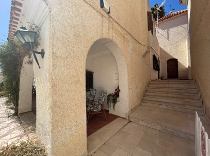 Finca / Country Property · Wiederverkauf - Elda · Alicante · Spanien